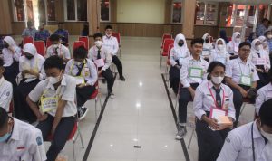 Yel Yel MPLS SMP dan SMA, dari Lagu Populer, Gampang Diingat (Foto: Deni Armansyah)