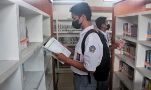 Dari Perpustakaan sampai Menumbuhkan Minat Baca Siswa Gerakan Literasi di SMKN 6 Bandung
