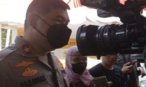 Karopenmas Divhumas Polri Brigjen Pol Ahmad Ramadhan, yang datang mnedampingi ART Irjen Sambo ke Komnas HAM. Senin (1/8). Foto: Ryana Aryadita Umasugi/JPNN.com