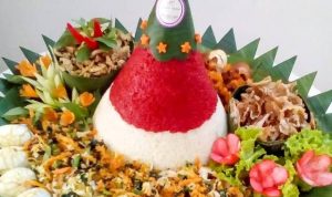 Ide Menghias Tumpeng Kemerdekaan dengan Sayuran Ilustrasi Tumpeng kemerdekaan yang identik dengan warna merah putih. (ist)