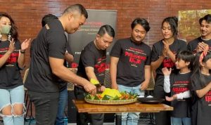 Syukuran proses awal produksi film 'Perjamuan Iblis'. (ist)