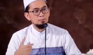 Ustaz Adi Hidayat mennganjurkan perbanyak doa bagi para suami saat Malaikat Jibril bertamu kerumah. (instagram)