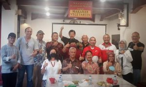 Jajaran Disdukcapil Kota Bogor bersama Relawan FMP bersinergi mempermudah pelayanan pengurus dokumen kependudukan. (Foto: Yudha Prananda / Jabar Ekspres)