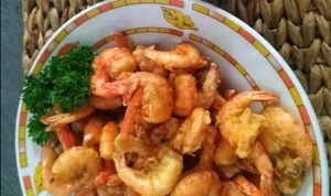 Resep udang goreng gurih wangi bawang, yang sangat tinggi nutrisi cocok untuk anak-anak. (cookpad)