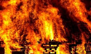 Ilustrasi pria di Mesir bakar sekolahan Tunangannya.