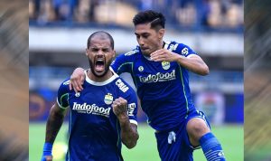 Persib Bandung Berhasil Menang dalam Bimbingan Pelatih Caretaker