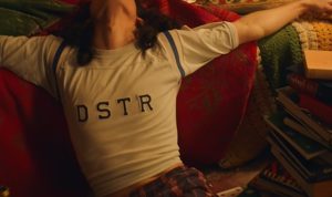 Lirik Lagu dan Terjemahan Conan Gray – Memories lirik lagu dan terjemahan conan gray - memories