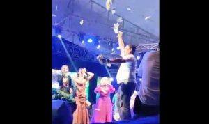 Video Nyawer Biduan Viral, Kades Kiarasari Terancam Kena Sanksi
