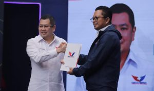Ketua Umum Partai Perindo Hary Tanoesoedibjo melantik Dr. H. Mahyudin, ST sebagai Ketua Dewan Pertimbangan.