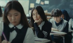 Lagu High School in Jakarta dari Niki dan Terjemahan Bahasa Indonesia, Trending di Youtube!
