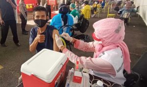 Biofarma Akan Segera Distribusikan Vaksin Covid-19 Karya Anak Bangsa Biofarma Akan Segera Distribusikan Vaksin Covid-19 Karya Anak Bangsa