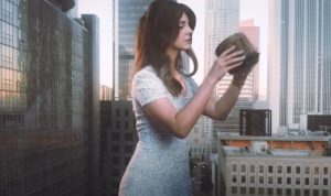 Lagu Lana Del Rey - Doin' Time, Lirik dan Terjemahan Indonesia Lagu Lana De Rey - Doin' Time, Lirik dan Terjemahan Indonesia (Youtube: Lana Del Rey)