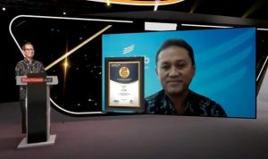 Terus Kembangkan Layanan Digital, bank bjb Raih Penghargaan Indonesia Best Bank Awards 2022 bank bjb Raih Penghargaan Indonesia Best Bank Awards 2022