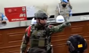 Brimob Bentak Wartawan di Sidang Etik Ferdy Sambo, Polri Minta Maaf