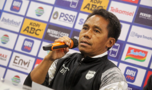 Caretaker Persib Bandung: Permainan Babak Pertama Tak Sesuai Harapan