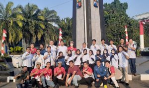 Bentuk Penghargaan Jasa Pahlawan, Para Pengusaha Muda ini Ikuti Upacara di Tugu Kujang