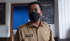 Pemkot Berencana 'Pinggirkan' Angkot