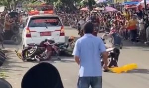 Viral Pebalap Motor Jalanan Tabrak Ambulans