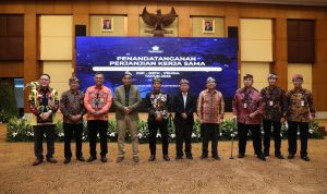 Acara penandatanganan Perjanjian Kerja Sama (PKS) tripartit dengan Direktorat Jenderal Perimbangan Keuangan (DJPK) dan 86 pemerintah daerah (pemda) dan Direktorat JEndral Pajak, hari ini, Kamis (15/9).