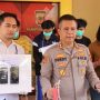 Plt Kapolresta Bogor Kota AKBP Ferdy Irawan bersama jajaran mengekspose para pelaku tawuran beserta barang bukti di Mako Polresta Bogor Kota, Minggu (18/9). (Yudha Prananda / Jabar Ekspres)