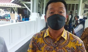 Cegah Vandalisme, Pemkot Bandung Ajak Masyarakat Rutin Ronda Sekda Kota Bandung, Ema Sumarna. (Nizar/Jabar Ekspres)