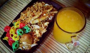 Rekomendasi 5 Seblak Terenak di Bandung, Dijamin Ketagihan Salah satu reomendasi seblak terenak di Bandung.