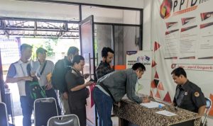 Pendaftar Panwascam Perempuan Belum Memenuhi Kuota, Bawaslu Kota Bogor Perpanjang Masa Perekrutan Suasana pendaftaran Panwascam di Kabupaten Bogor, Senin 25 September 2022. Foto: Sandika Fadilah/Jabareksprees.com