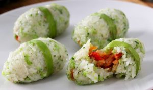 Tampilan cantik lemper brokoli yang unik. Resep rahasia cemilan yang cocok untuk sajian family time di akhir pekan. (sajiansedap)