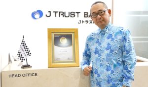 Direktur Utama J Trust Bank Ritsuo Fukadai