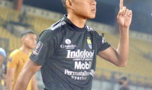 Kemenangan Persib Dibayar Mahal Oleh Cederanya Erwin