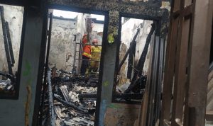 Kebakaran Hanguskan Dua Rumah di Kampung Sudimampir Padalarang, Satu Orang Tewas Kebakaran Hanguskan Dua Rumah di Kampung Sudimampir Padalarang, Satu Orang Meninggal