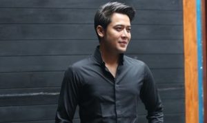 Kriss Hatta Pacari Wanita Berusia 14 Tahun dan Dianggap Pedofil Oleh Netizen