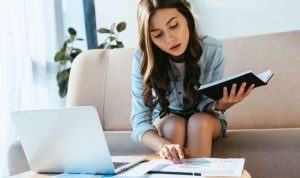 7 Manfaat Kerja Freelance untuk Mahasiswa, Lebih Bagus Ketimbang Magang? Kerja Freelance Mahasiswa