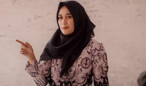 Jatuh Cinta pada Pendidikan, Ketenaran Tak Menyurutkan Selebgram 119 Ribu Followers Ini Jatuh Cinta pada Pendidikan, Ketenaran Tak Menyurutkan Selebgram 119 Ribu Followers Ini