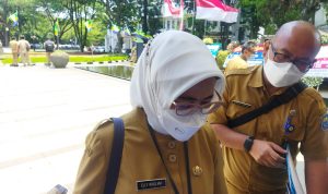 Harga BBM Naik, Harga Cabe di Bandung Turun