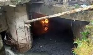 Kebakaran Kabel Listrik di Gorong-Gorong Sukajadi Bandung Hebohkan Warga Kebakaran Kabel Listrik di Gorong-Gorong Sukajadi Bandung Hebohkan Warga