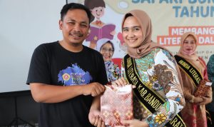 Hari Literasi Internasional, Penggiat Literasi Bandung Barat Mengajak Masyarakat Semangat Meningkatkan Minat Baca