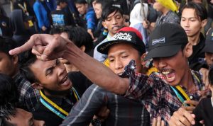Demo Berujung Ricuh Mahasiswa Lawan Mahasiswa, Masyarakat Nilai Tak Cerminkan Kepentingan Rakyat