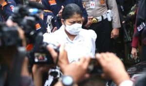 Penyidik Akhirnya Lakukan Penahanan terhadap Putri Candrawathi usai Jalani Pemeriksaan Kesehatan dan Wajib Lapor