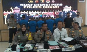 Polres Bogor Amankan 5 Tersangka Pencurian di Indomaret Bogor Polres Bogor Amankan 5 Tersangka Pencurian di Indomaret Bogor
