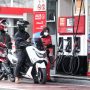 Kabar Baik, Harga Pertamax diprediksi bakal turun. (Foto: Deni Armansyah/Jabar Ekspres)