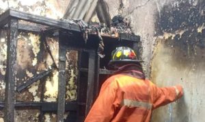 Kebakaran Rumah Kontrakan di Bintara Jaya Bekasi, Kerugian Puluhan Juta