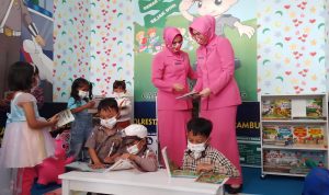 Tingkatkan Minat Baca di Era Digital, Bhayangkari Cabang Kota Bandung Bangun Fasilitas Literasi