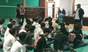Diduga Akan Tawuran Polres Bogor Amankan 65 Pelajar 65 pelajaryang diduga akan tawuran, berhasil diamankan di Mako Polres Bogor, Cibinong, Kabupaten Bogor, Sabtu 01 Oktober 2022. Foto : Sandika Fadilah/Jabarekspres.com