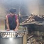 Perajin tahu di Kampung Purabaya, Desa Jayamekar Kecamatan Padalarang, Kabupaten Bandung Barat menyatakan siap ikut mogok produksi. Foto: Akmal Firmansyah/Jabarekspres