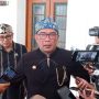 Gubernur Jawa Barat Ridwan Kamil, saat memberikan keterangan tentang tugasnya mencari nama untuk KCJB.