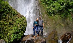 Benny Bachtiar mengingatkan kepada masyarakat yang ingin liburan akhir tahun agar waspada terhadap terjadinya bencana di lokasi wisata.
