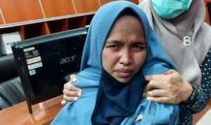 Identitas Wanita Bercadar Pembawa Pistol FN yang Terobos Istana Diduga Seorang Mahasiswi dari Lampung Ini Identitas Wanita Pembawa Pistol FN yang Terobos Istana