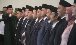 Pemkab lantik 120 Anggota Panwaslu di Ruang Setda, Cibinong, Kabupaten Bogor. Foto : Sandika Fadilah/Jabarekspres.com