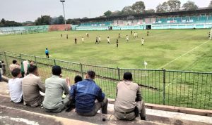 Pertandingan Piala Bupati Bogor U-19 di Stadion Mini Cibinong, Kabupaten Bogor beberapa waktu lalu. Foto :Sandika Fadilah/Jabareskpres.com